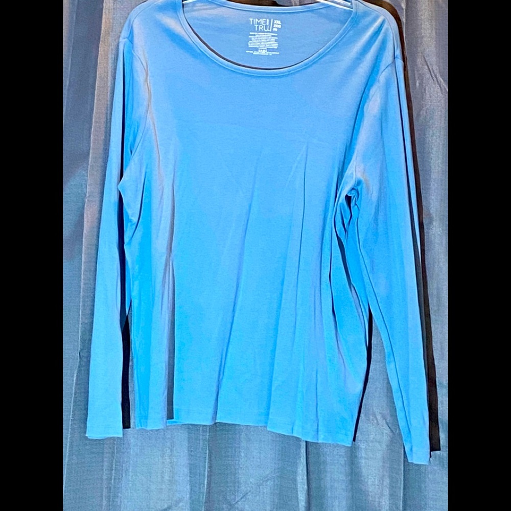 Womens xxl cotton long sleeve top-never worn